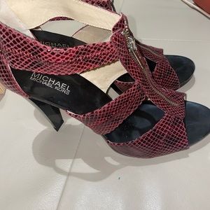 🆕Raspberry snakeskin Michael Kors Heels
